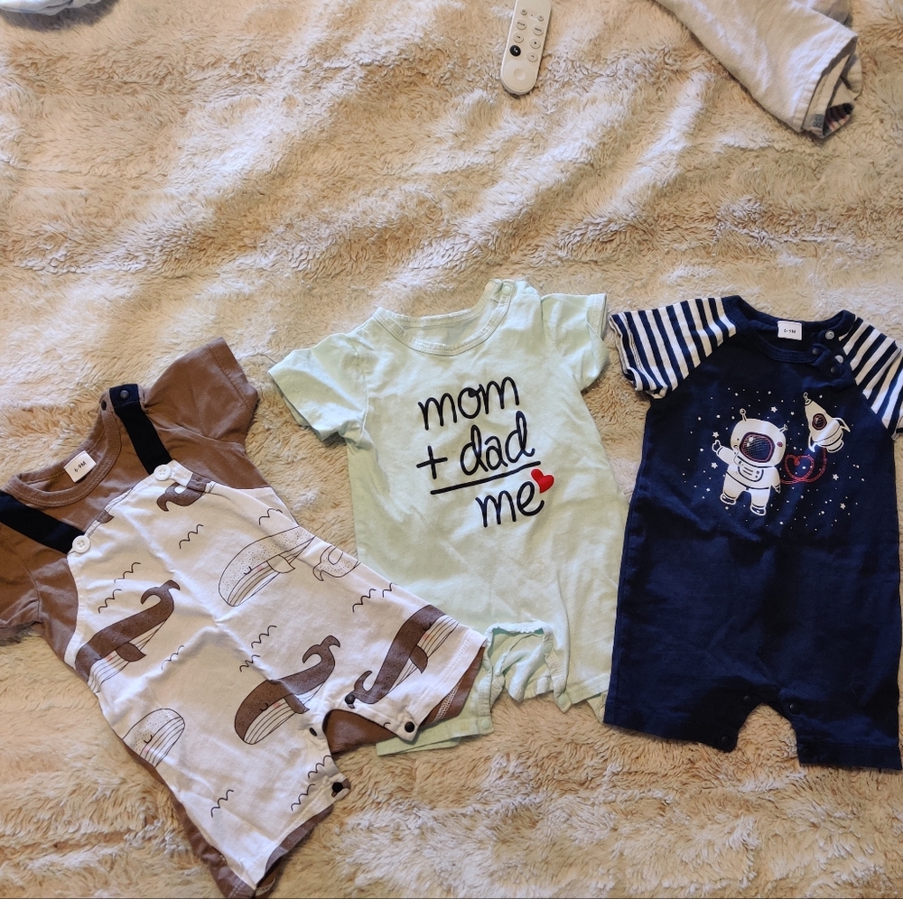💙3for$23 Set of Three Baby Rompers - Whale, Astronaut, and Mom + Dad Design